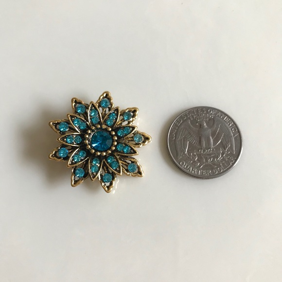 Blue Multi Stone Flower Brooch Pin - Picture 9 of 10